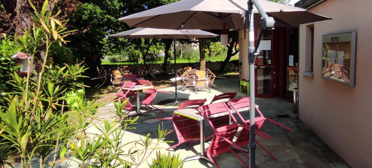Hostellerie Du Parc Labarthe-Inard Exteriör bild