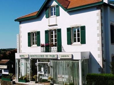 Hostellerie Du Parc Labarthe-Inard Exteriör bild